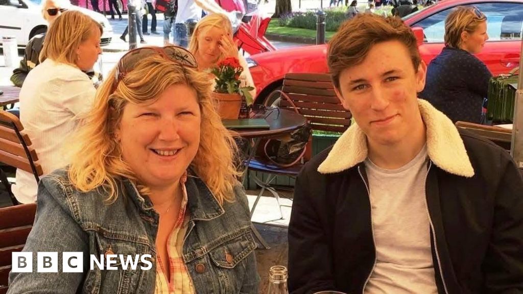 11 cancers on the rise in young people - scientists find first clue why it's happening