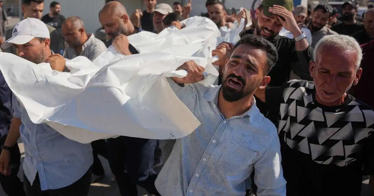 12 hið minnsta drepnir í loftárásum Ísraelshers á Gaza