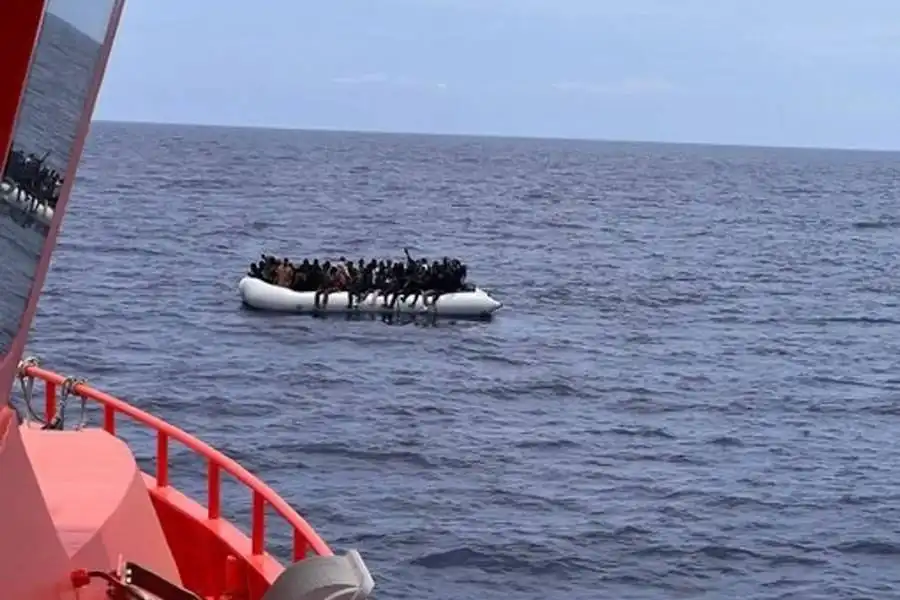 131 migrants intercepted in two boats off the coast of Lanzarote