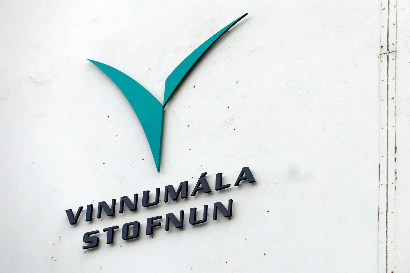 370 manns sagt upp í maí - MBL.IS
