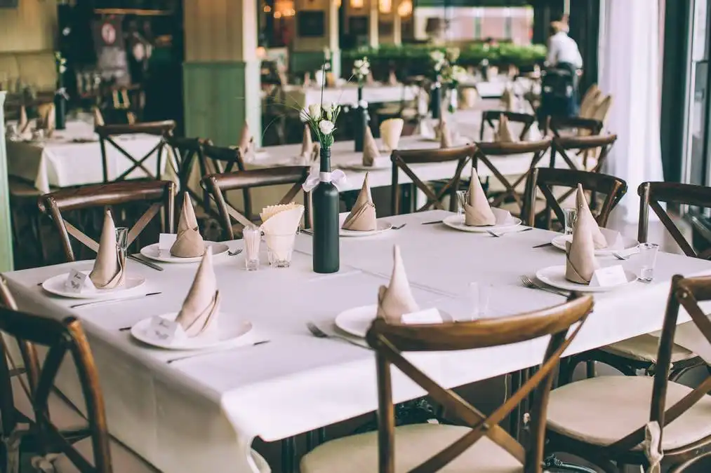 5 dining ideas for travellers who want more than the usual tourist meal