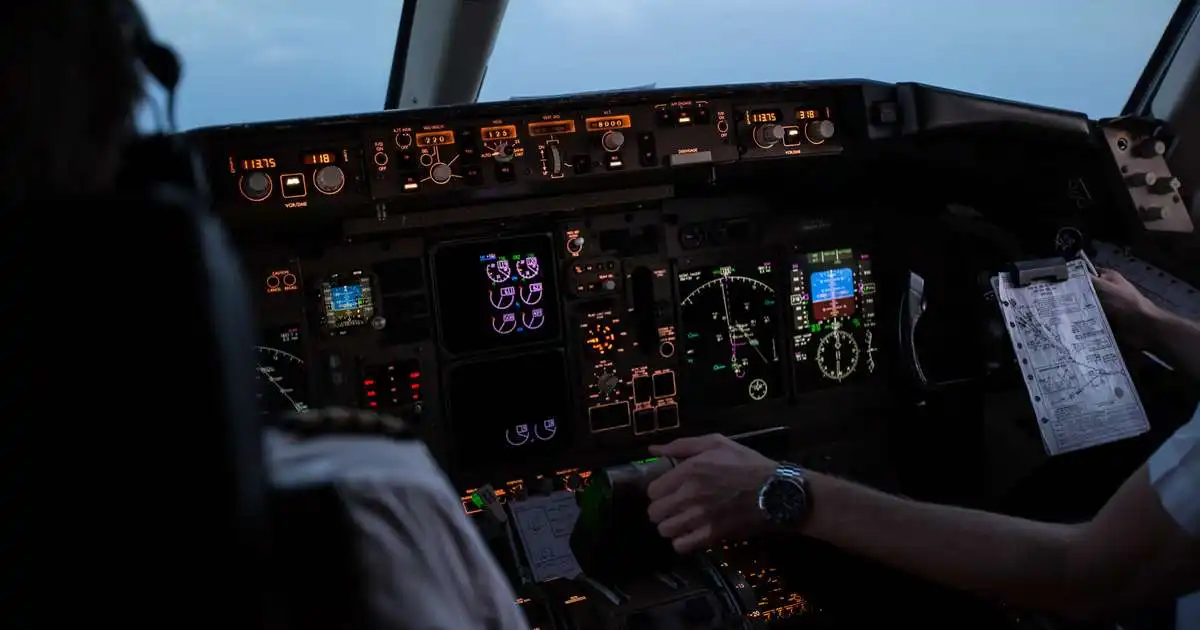 56% flugmanna Icelandair hafa sofnað við störf