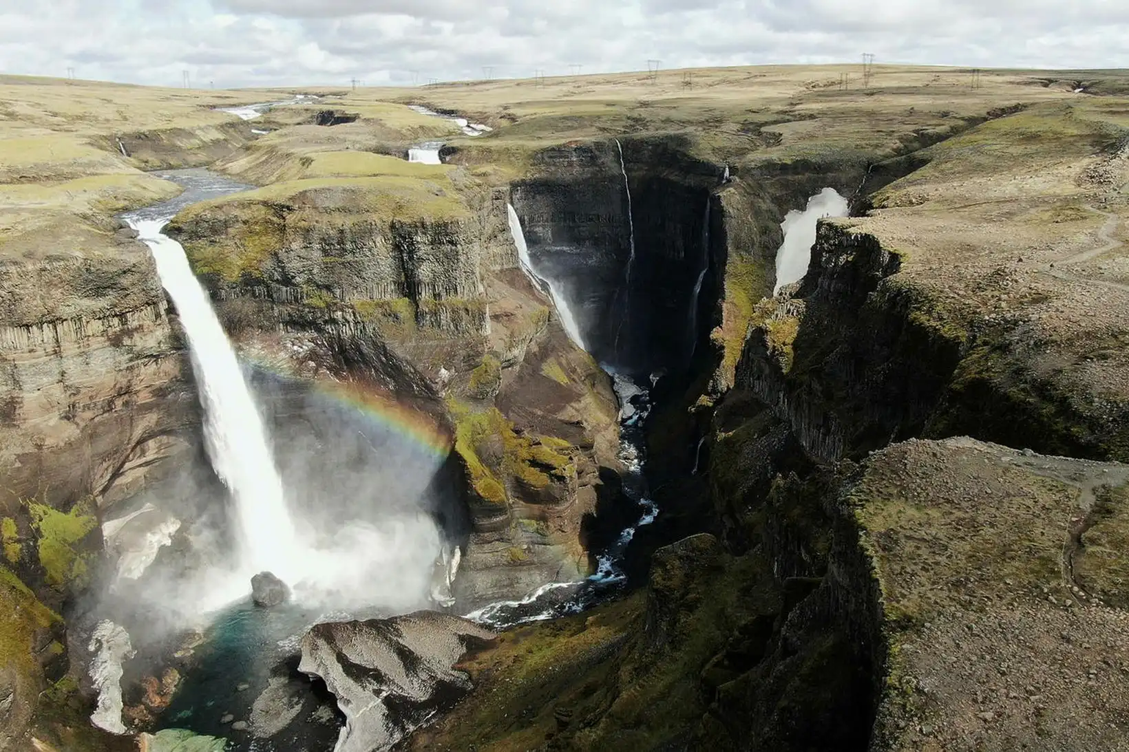 80 manns komu að björgunaraðgerðum við Háafoss - MBL.IS