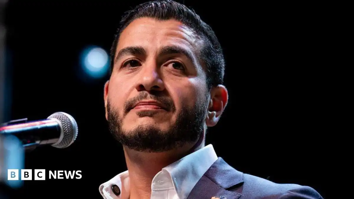 Abdul El-Sayed's victory sends tremors through Democratic Party
