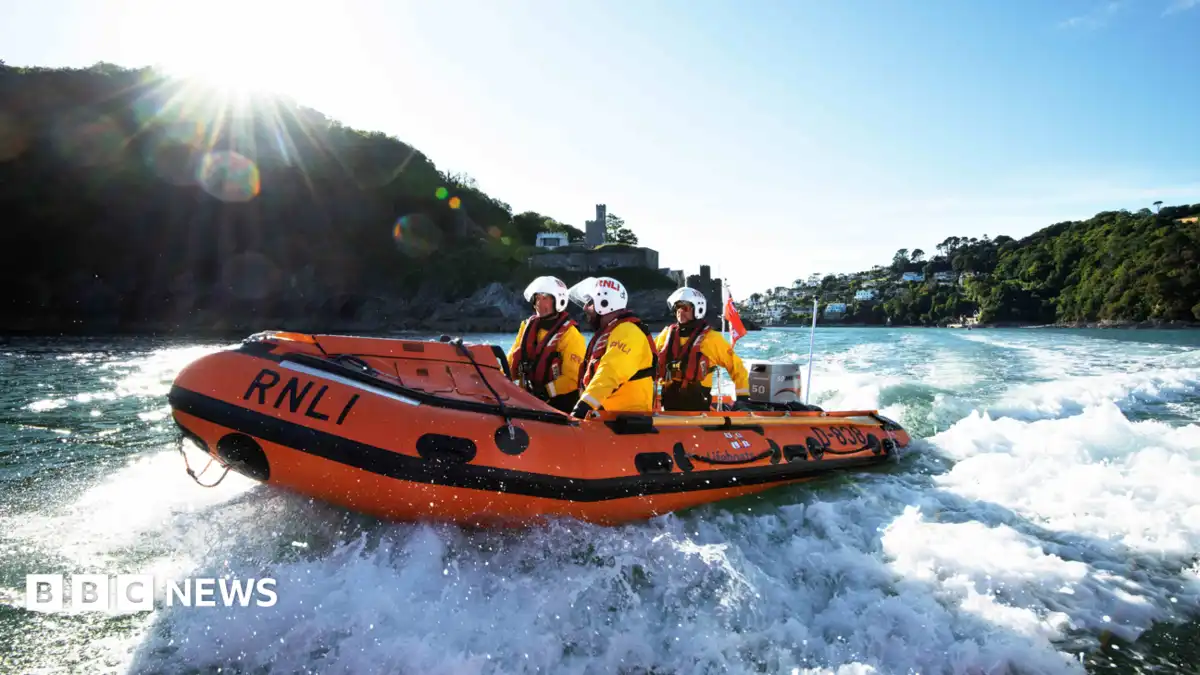 Abuse of RNLI volunteers 'wholly unacceptable', chief says