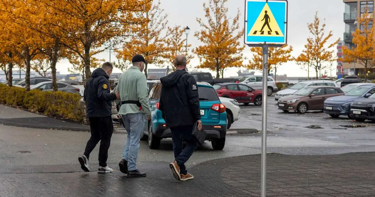 Æskuvinur hins látna sagður hafa skuldað honum milljónir