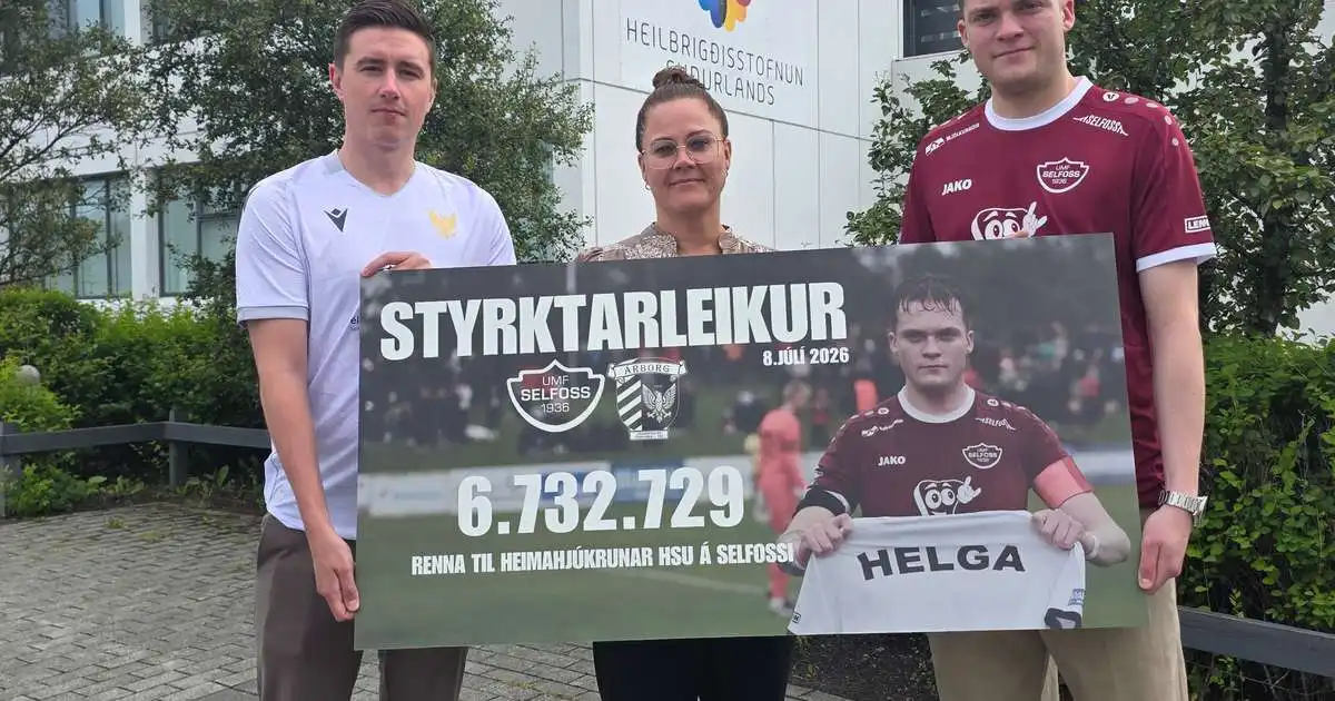 Afhentu heimahjúkrun HSU á Selfossi 6.732.729 krónur að gjöf