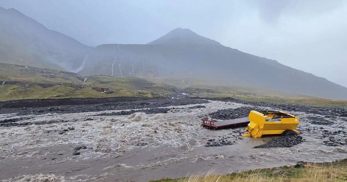 Áfram vætuveður