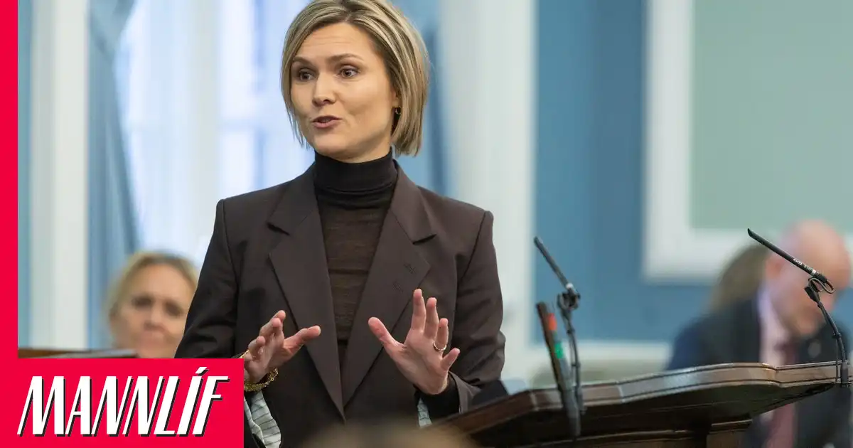 Afsögn Guðmundar Inga kveikti hörð orðaskipti Kristrúnar og Sigmundar