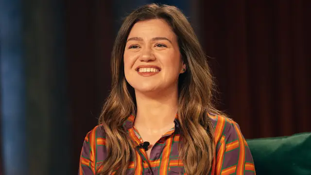 Áhorfendur Kelly Clarkson trylltust af hlátri yfir klósettreynslusögu hennar