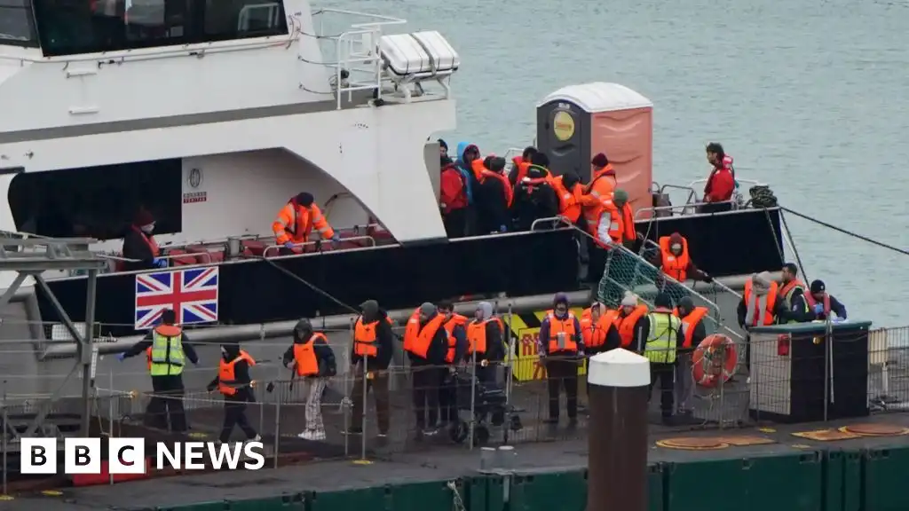 AI will be used to estimate age of asylum seekers from next year