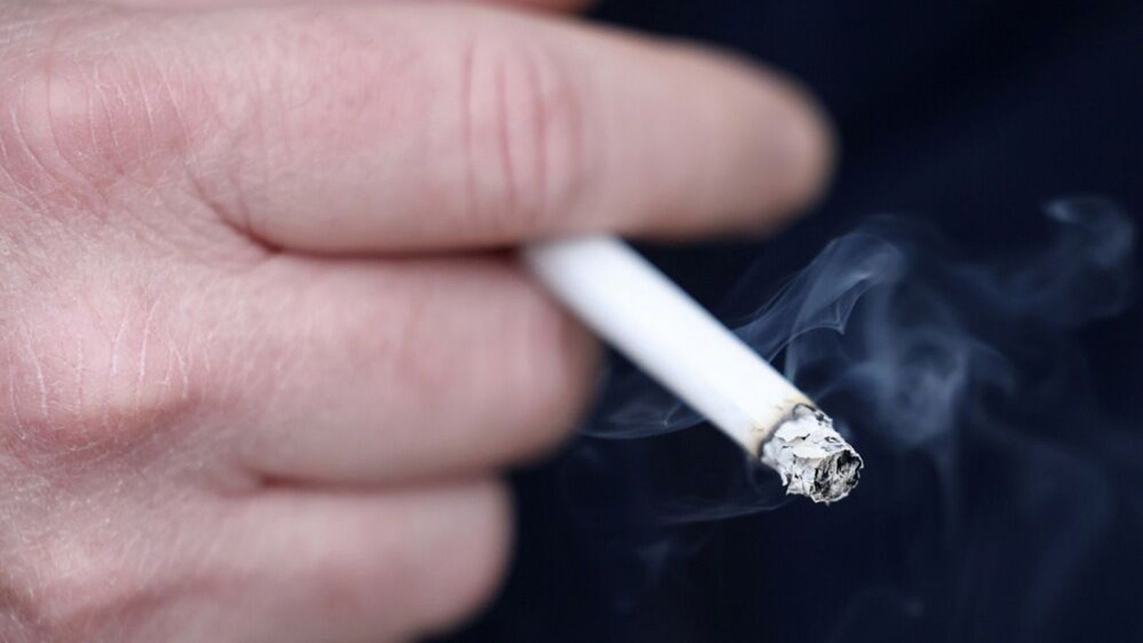 Allir Bretar fæddir eftir 2008 í líf­stíðar­bann frá tóbaki - Vísir