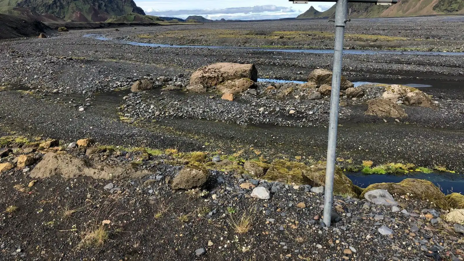 Allt bendi til lítils jökulshlaups - Vísir