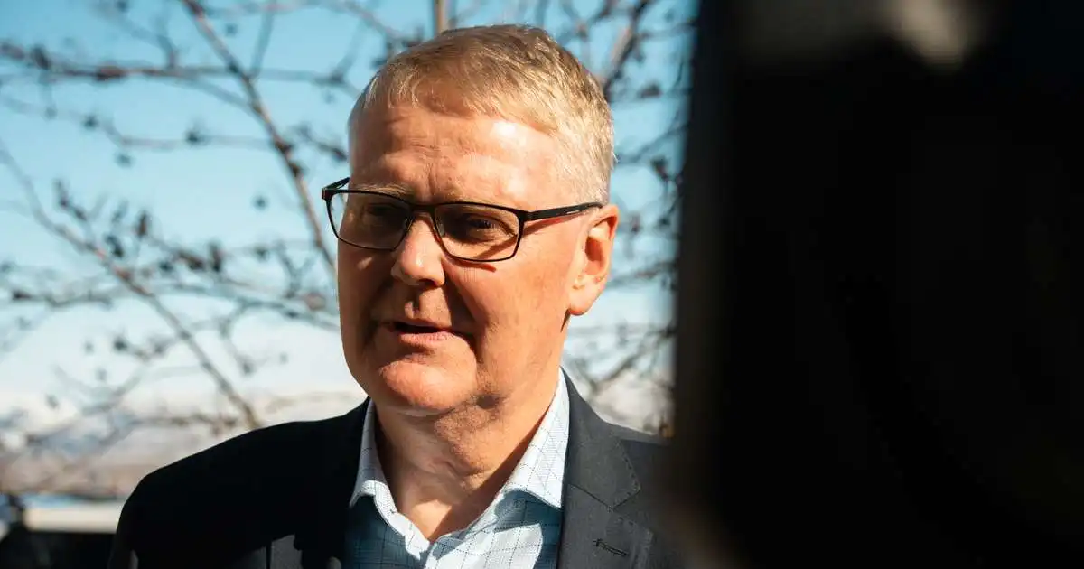 Alvarleg áhrif lokunar 2G og 3G farnetskerfa á neyðarsímtöl komu of seint í ljós
