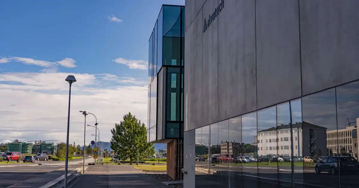 Alvotech hækkar í verði eftir viðbótarleyfi