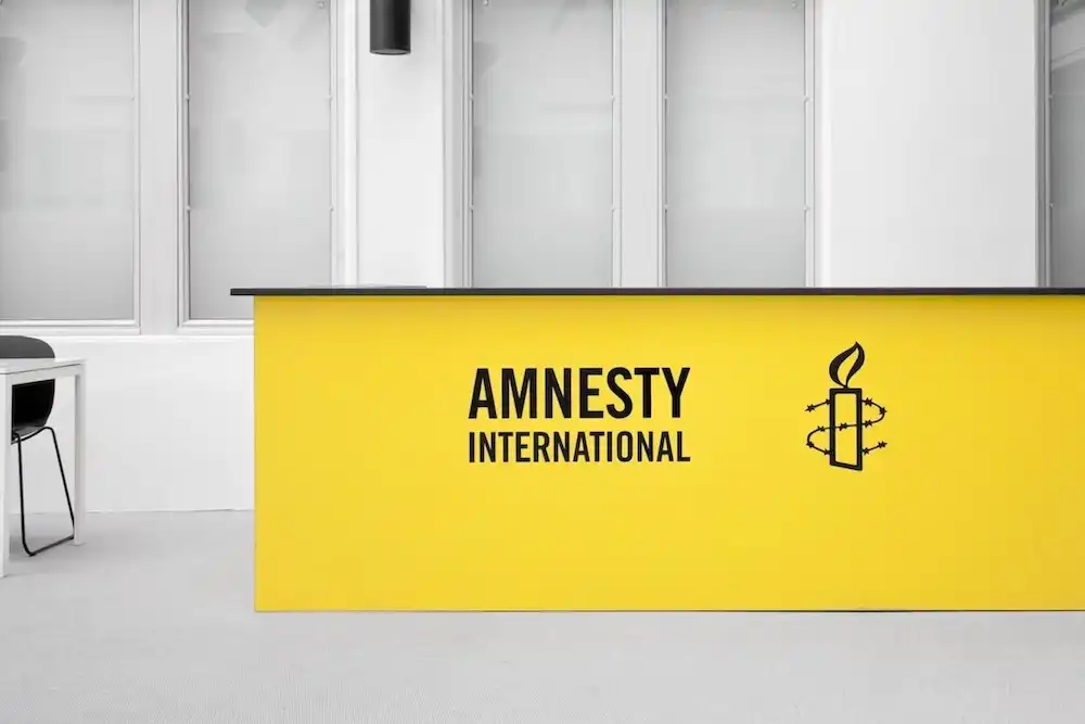 Amnesty fer gegn stúlkum og konum í baráttu sinni – er þetta virkilega þeirra hlutverk?