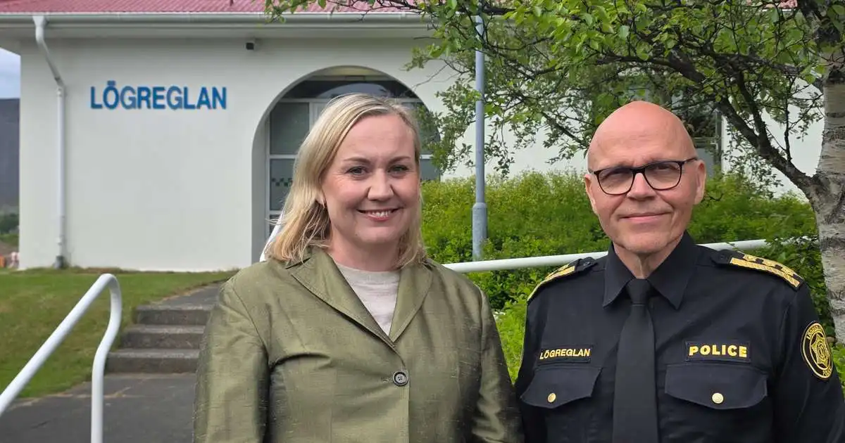 Ánægja með fækkun lögregluembætta í landinu