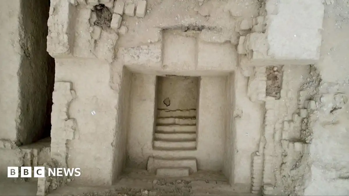 Ancient tomb found in Peru in a largely undisturbed state