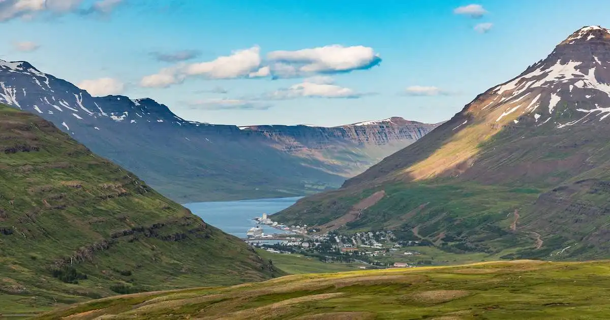 Andar köldu milli Seyðfirðinga og Kaldvíkur