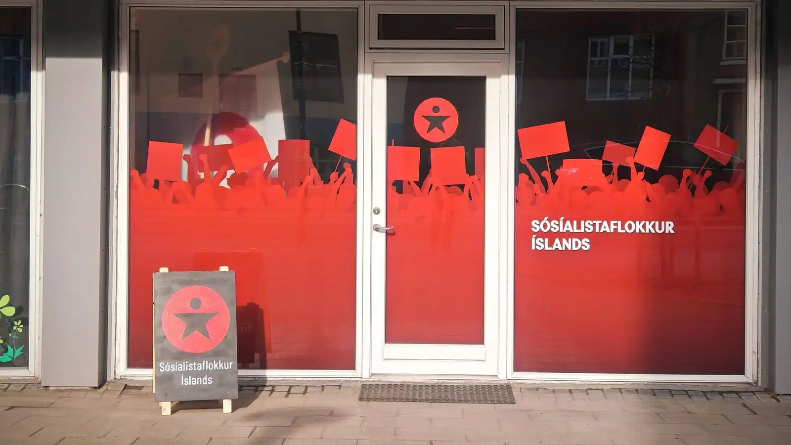 And­mæla fundar­boði aðal­fundar Sósíal­ista - Vísir