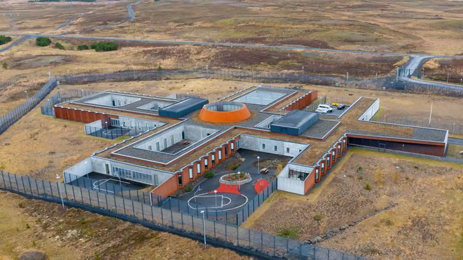 „And­rúms­loftið er þungt og það eru allir slegnir“ - Vísir