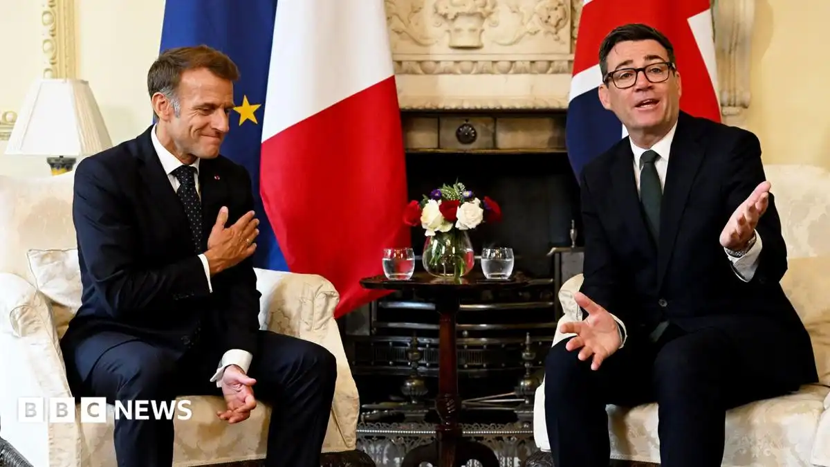 Andy Burnham praises UK-EU ties in meeting with Emmanuel Macron
