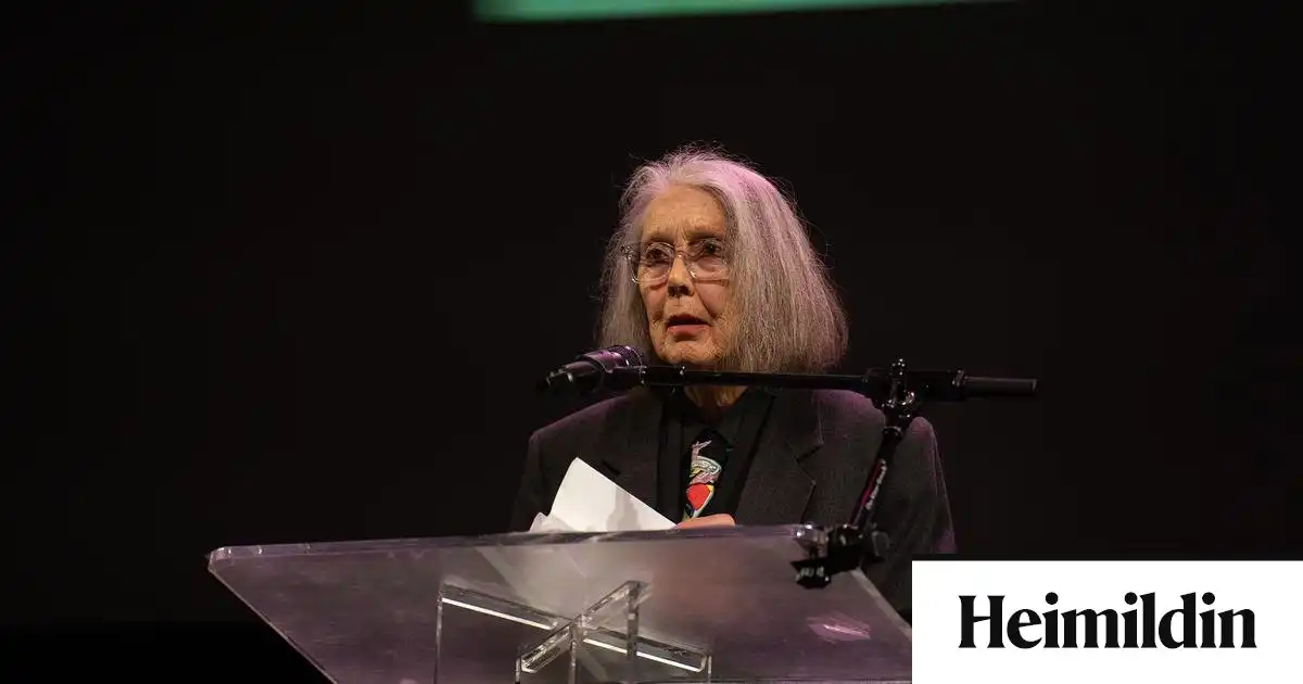 Anne Carson hlýtur bókmenntaverðlaun Nóbels