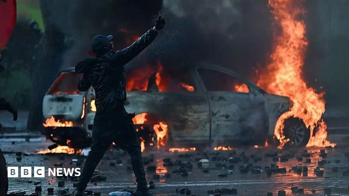 Anti-government protesters battle with police in Albania