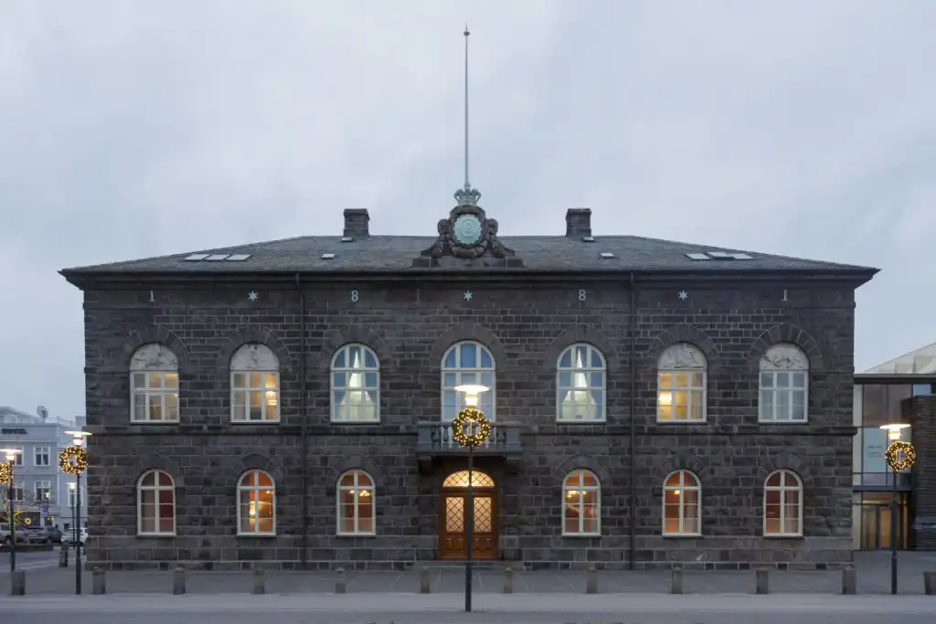 Ari Kr. Sæmundsen skrifar: Langavitleysa - DV