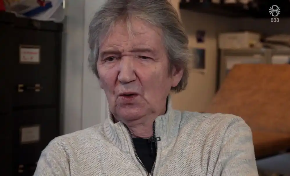 Árni Tómas er látinn - DV