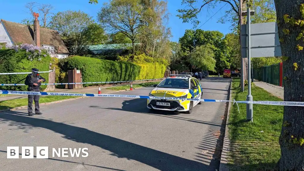 Arson attacks 'gathering momentum', Chief Rabbi says