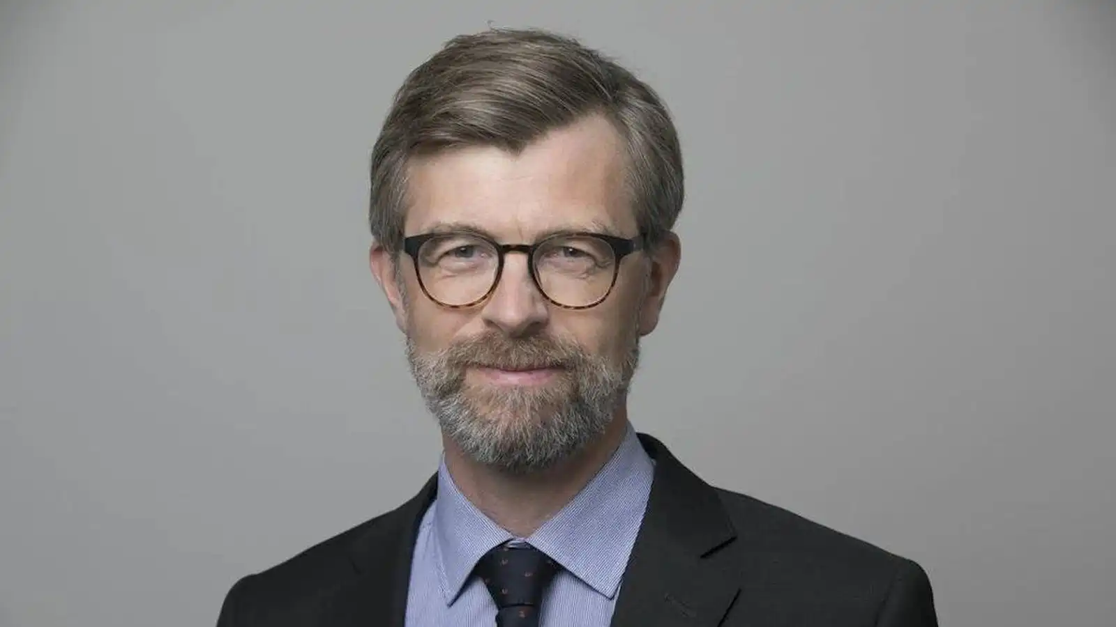 Ás­mundur skipaður for­seti - Vísir