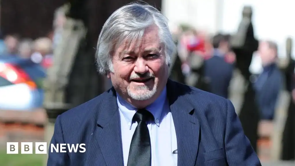 Award-winning investigative Journalist Roger Cook dies aged 83