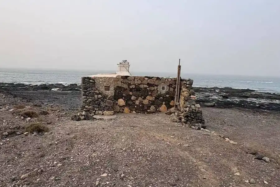 Battle intensifies to stop demolition of historic coastal home in Fuerteventura