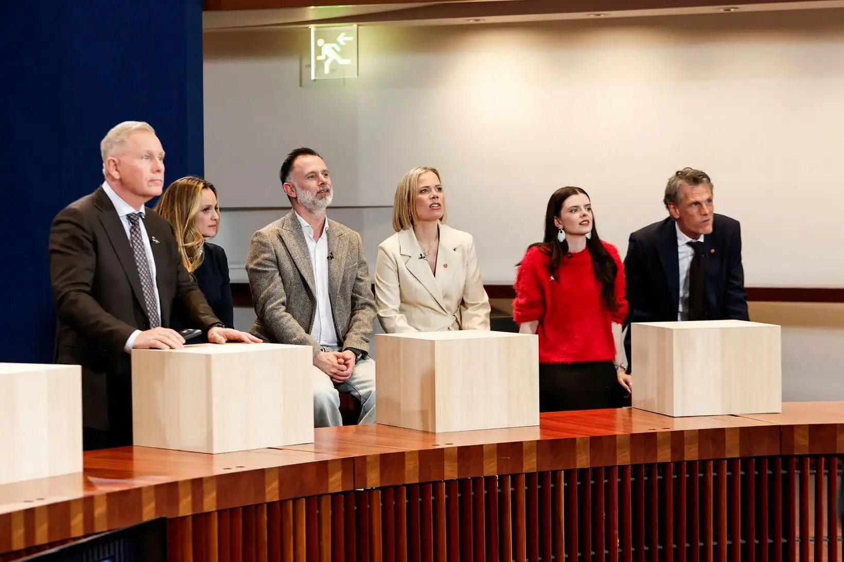 Beint: Brugðist við kosningunum - MBL.IS
