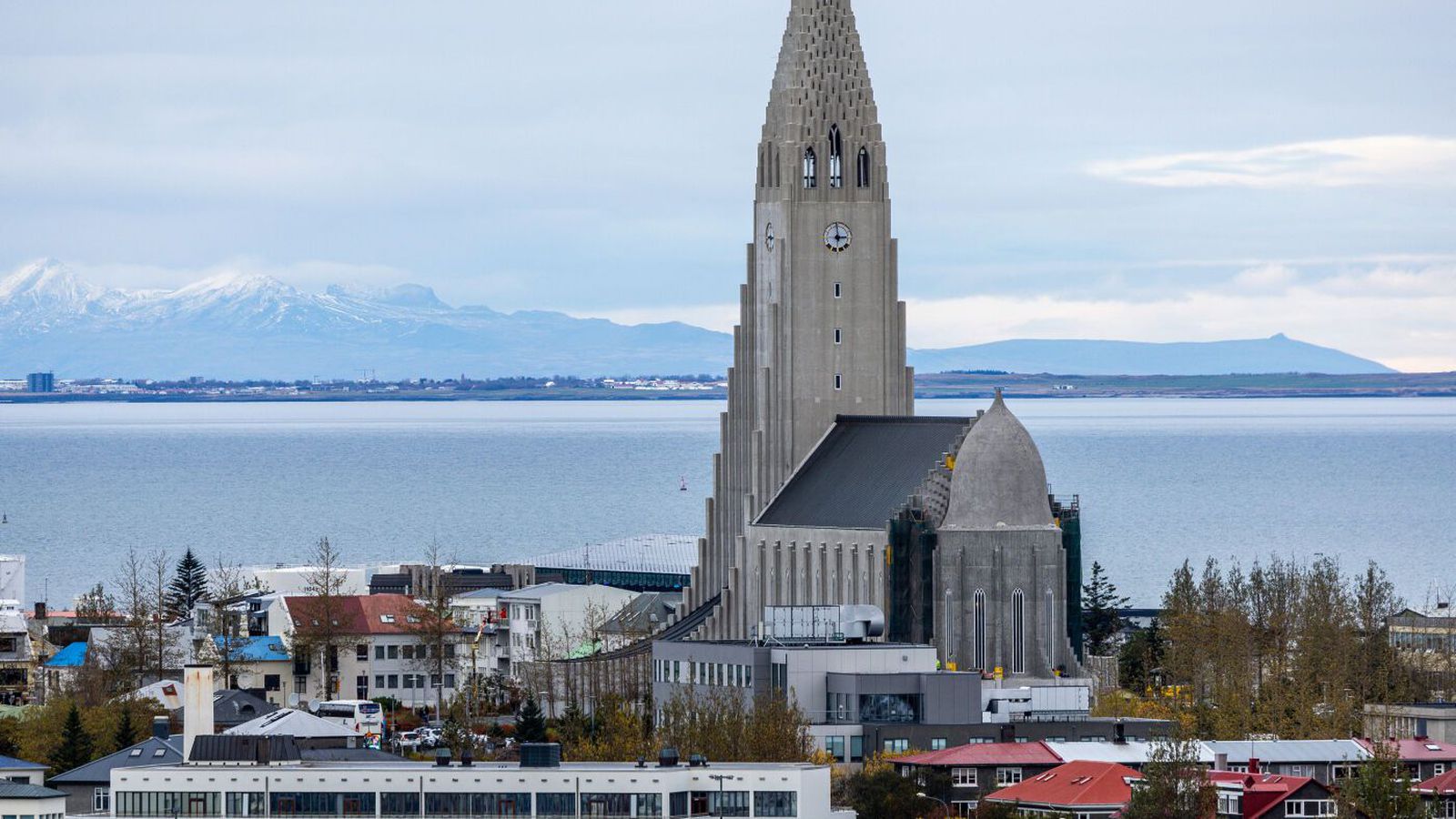 Ber­serks­gangur á gisti­stað - Vísir