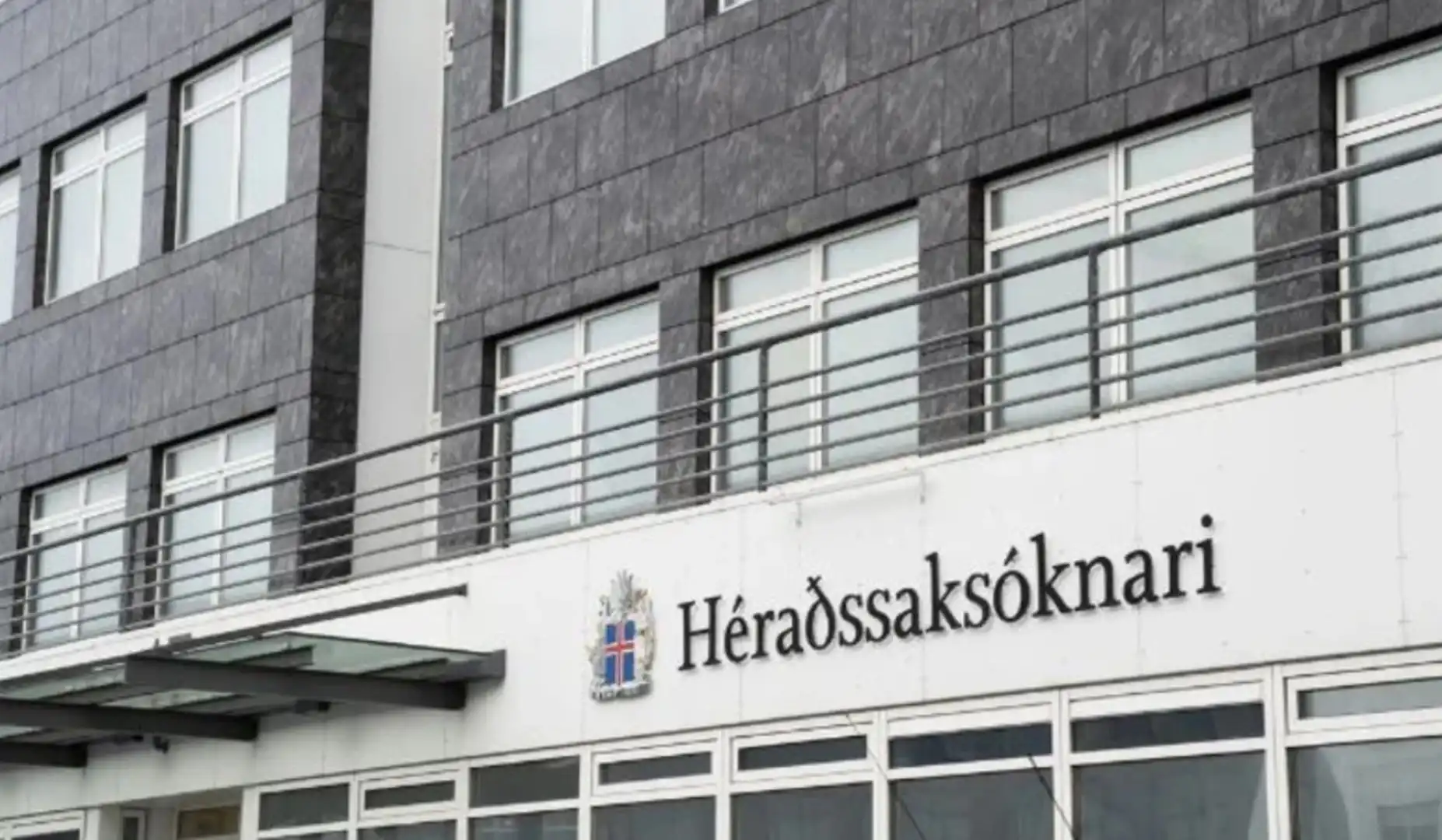 Birtu óvart nöfn aðila sem tengjast virkri rannsókn í kynningarmyndbandi tæknifyrirtækis