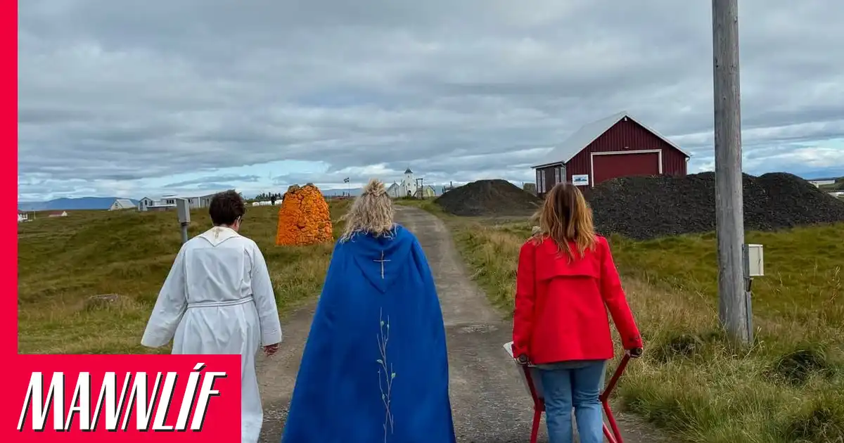 Biskup fagnar aldarafmæli með Flateyingum
