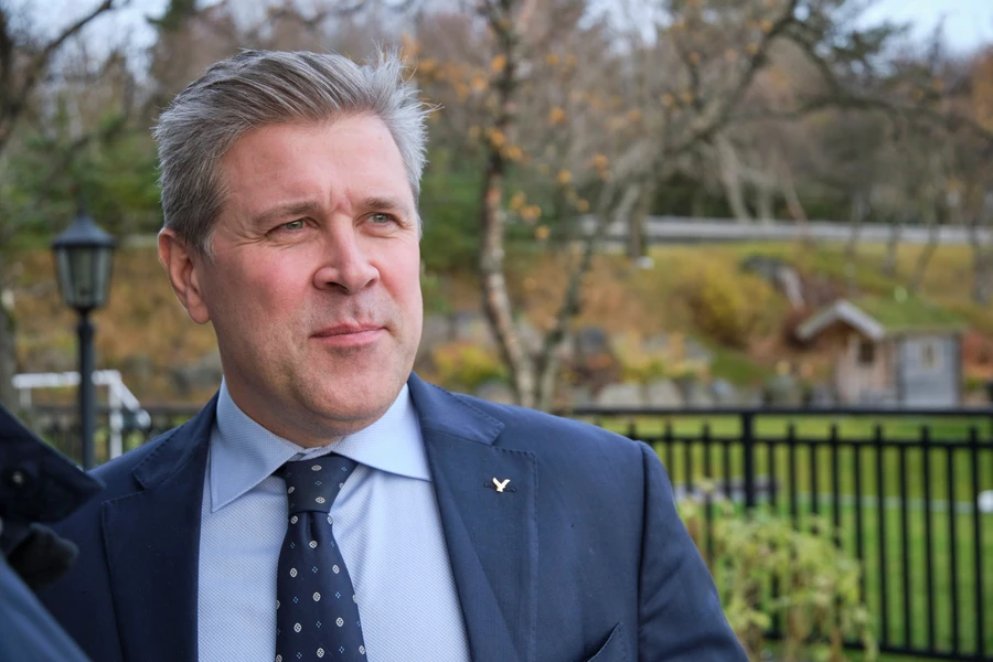 Bjarni Ben hæstánægður með Pétur á Garðatorgi – „Snillingur!“