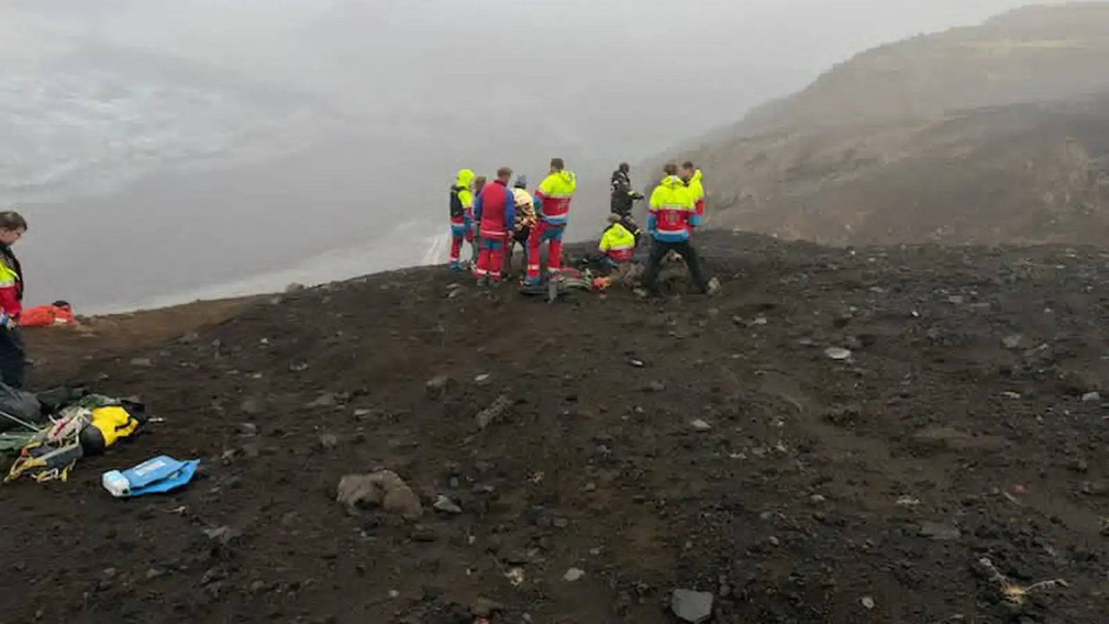 Björguðu veikum göngumanni í kíló­metrahæð á Fimm­vörðu­hálsi - Vísir
