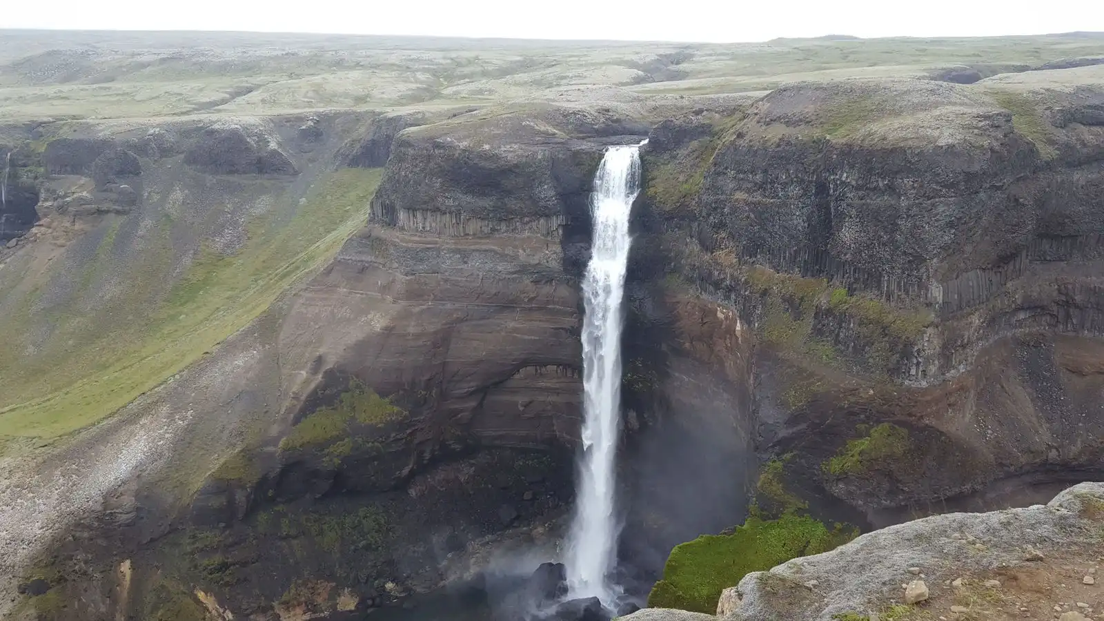 Björgunar­sveitir sóttu göngumann við Háafoss - Vísir