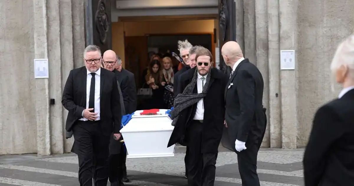 Björgvin Halldórsson jarðsunginn