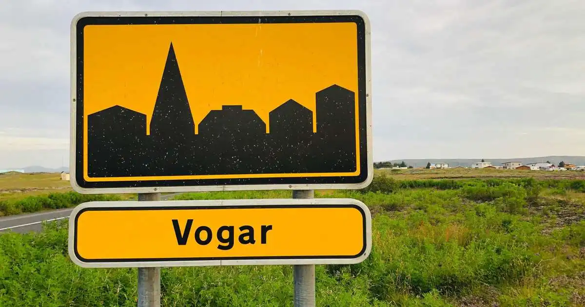 Boðaði lögreglu á bensínstöð og vildi vera vísað úr landi