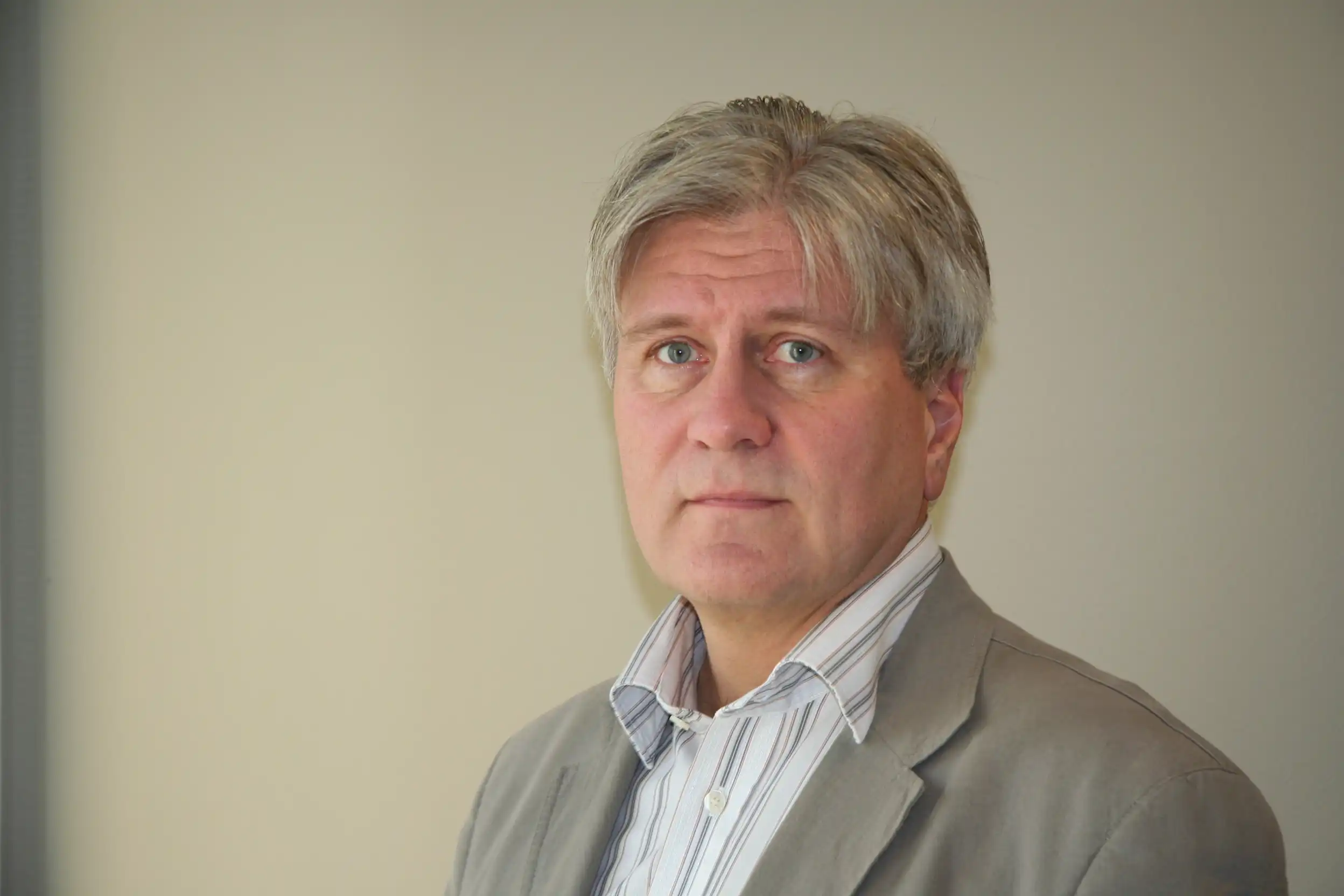 Bolli Héðinsson skrifar: Bara á Íslandi hækkuðu lánin – og húsnæðið var boðið upp