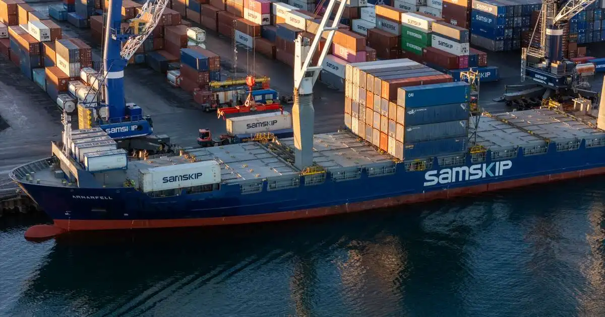 Boluda Shipping kaupir Samskip