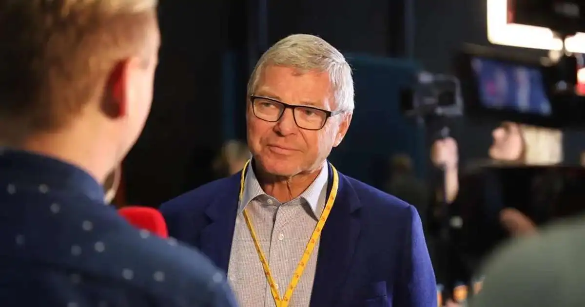Bondevik vill að Norðmenn greiði atkvæði um ESB-umsókn