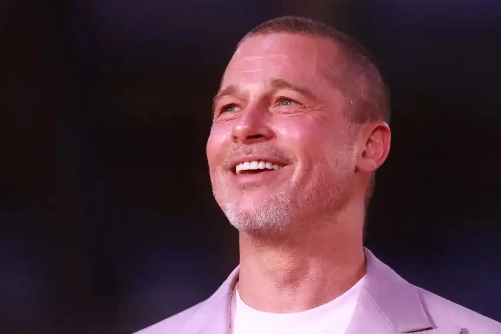 Brad Pitt byrjaður aftur að drekka