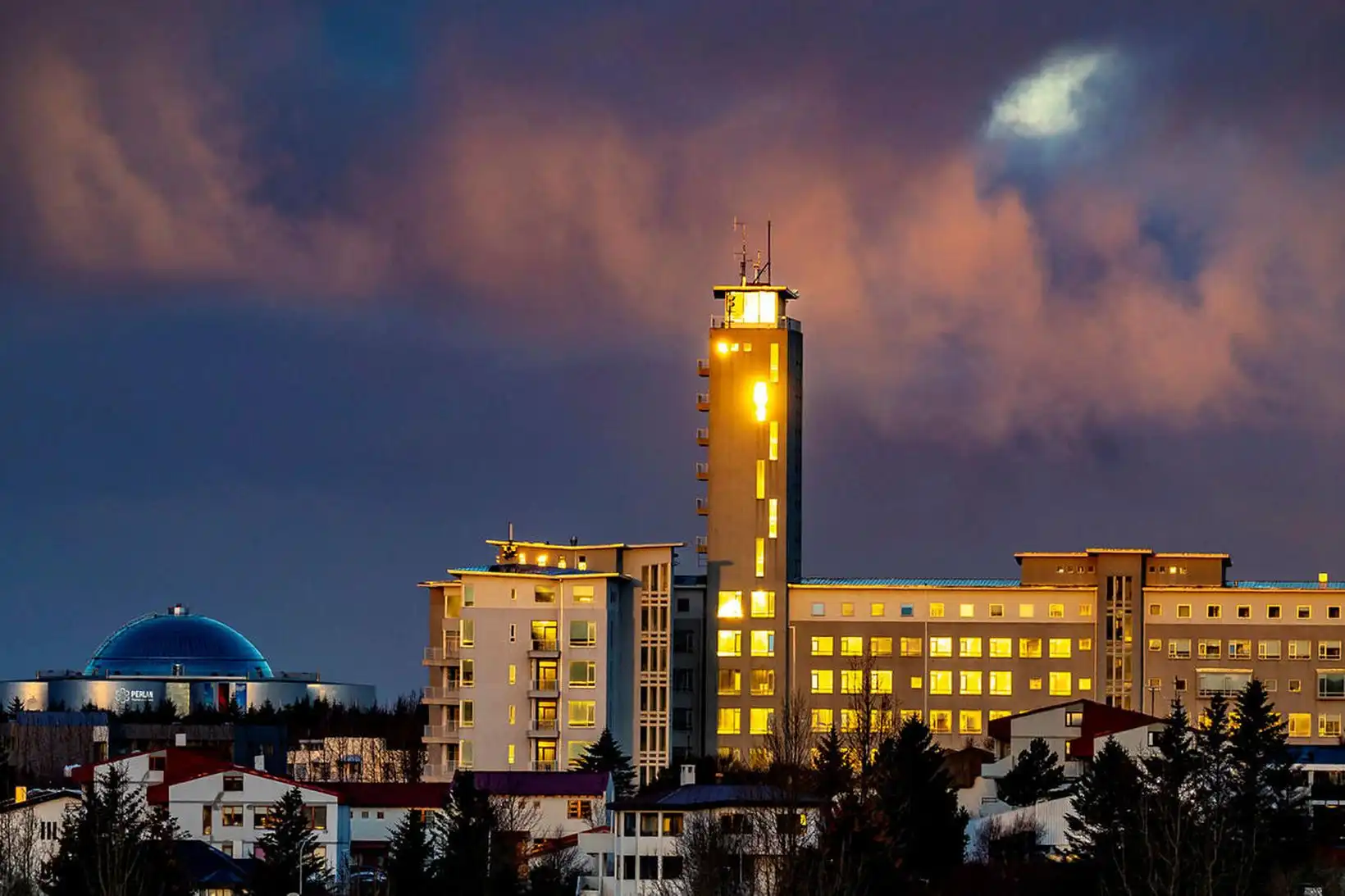 Braut gegn stúlku sem lá á bráðamóttöku - MBL.IS