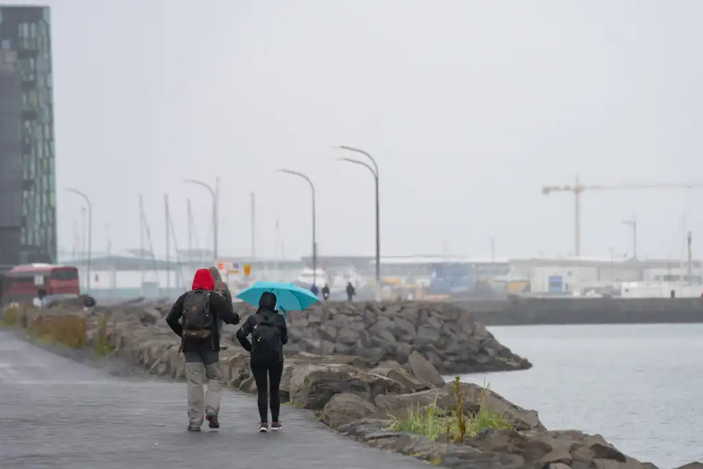 Breytingar í veðrinu á morgun: „Búist við mikilli rigningu“