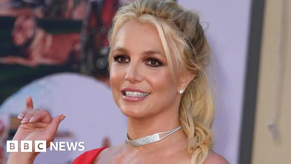 Britney Spears charged in California with driving under influence